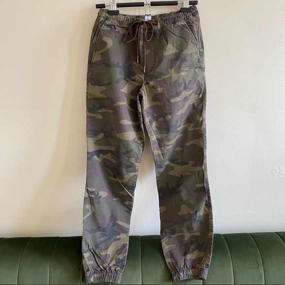 ✨SOLD✨ Camo Drawstring Joggers - Picture 5 of 5